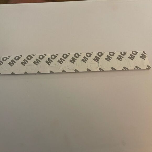 Mercedes 3D Emblem in Silver NWT - Picture 3 of 7